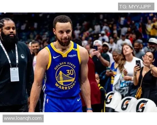 快船主场惊险胜开拓者，取得五连胜